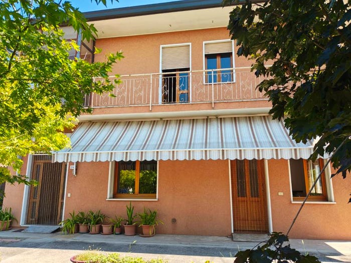 Casa con 6 locali in vendita in Piazza Giacomo Matteotti, Porcellengo, Paese