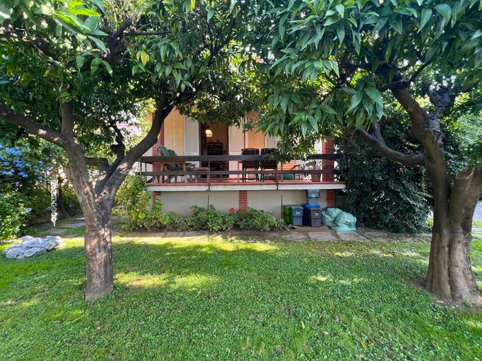 Casa quadrilocale in vendita in Via Enrico Fermi, Centro, Massa