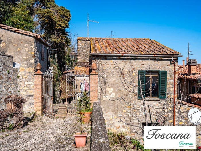 Appartamento quadrilocale in vendita in Vicolo del Serrapuccio, Centro, Castelnuovo di Val di Cecina