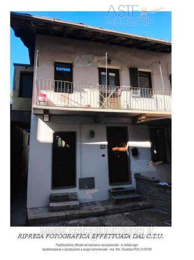 Appartamento con 5 locali in vendita in Via Roma, Centro, Donnas