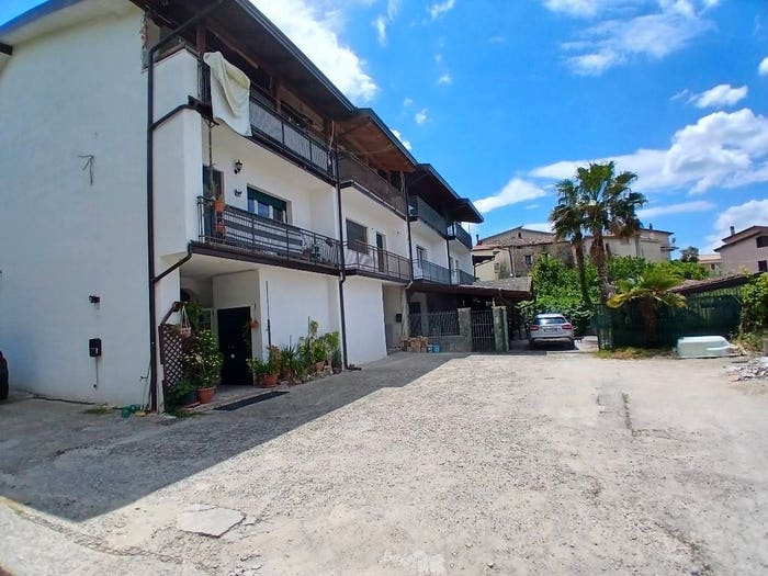 Appartamento quadrilocale in vendita in Via Serre, Zumpano