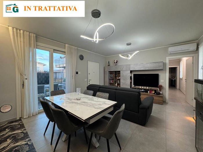 Appartamento trilocale in vendita in Via Montemaino, Mirabello Scala, Pavia