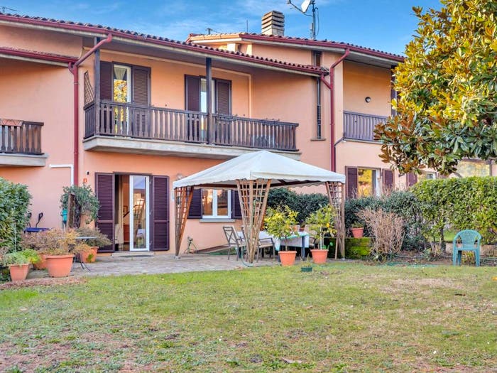 Casa con 5 locali in vendita in Via Santo Stefano, Centro, Mozzo