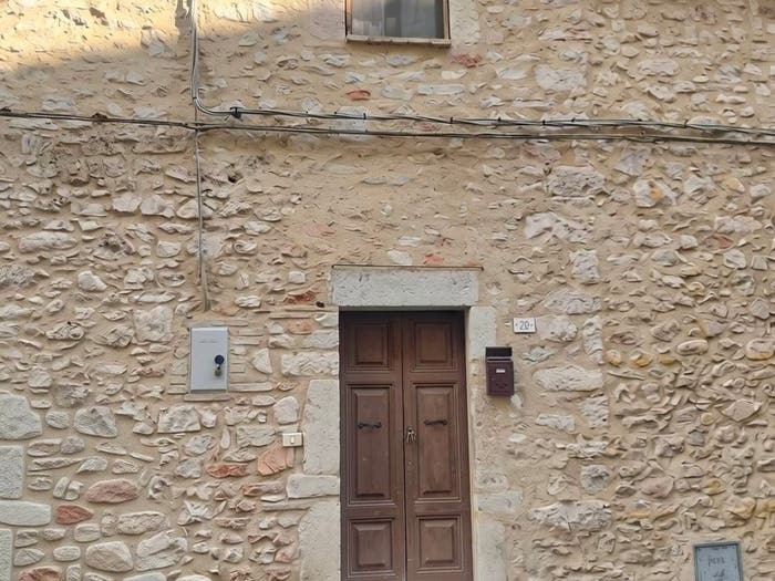 Appartamento trilocale in vendita in Via Dalmazia, Monterivoso, Ferentillo