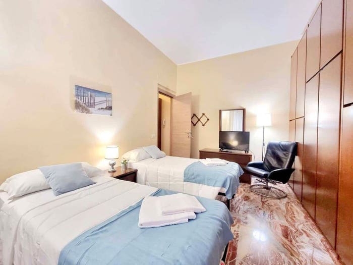 Appartamento trilocale in affitto in Via Mincio, Corvetto, Milano