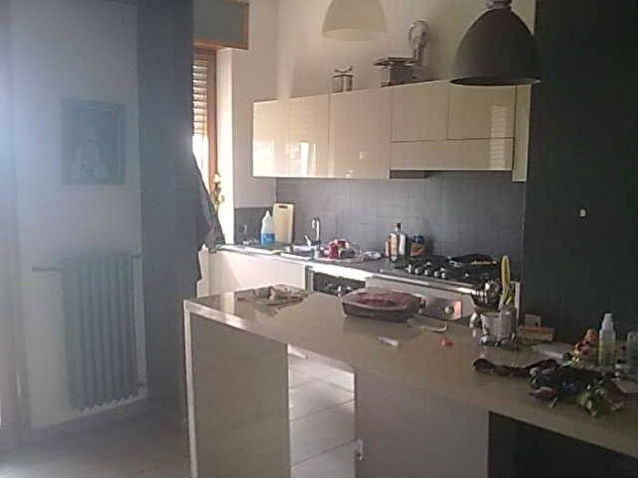 Appartamento con 5 locali in vendita in Via Genova, Clinica Piacenza, Piacenza