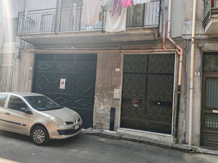 Casa con 6 locali in vendita in Via Marsala, Paternò