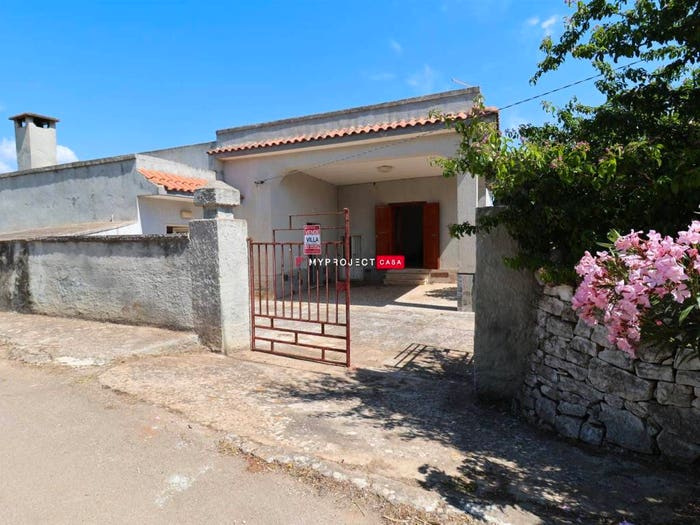 Casa trilocale in vendita in Strada Crocifisso, Martina Franca