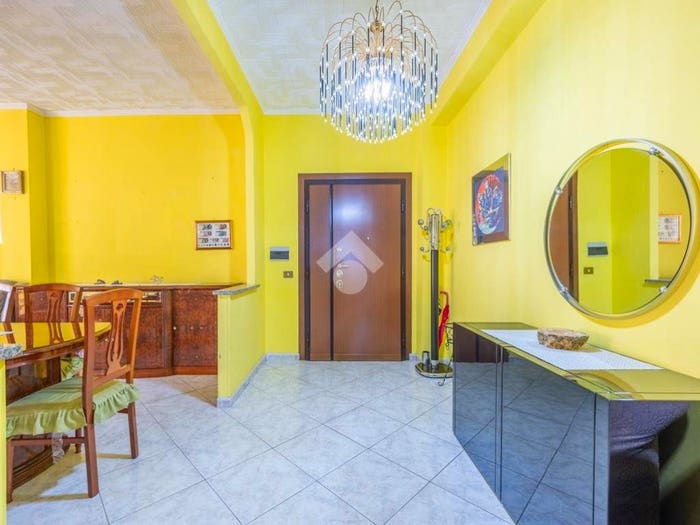 Appartamento quadrilocale in vendita in Via melpomene, Torre Angela, Roma
