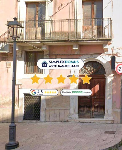 Appartamento quadrilocale in vendita in Via Giuseppe Di Vita, Centro, Comiso