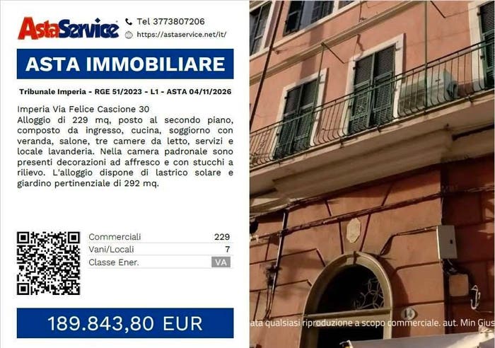 Appartamento con 6 locali in vendita in Via Felice Cascione, Porto Maurizio, Imperia