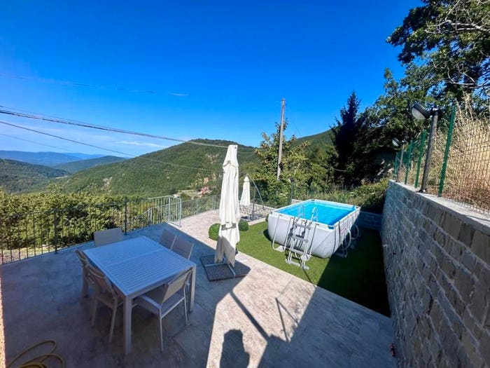 Casa con 6 locali in vendita in Fivizzano