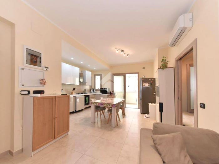 Appartamento trilocale in vendita in Via Giuseppe Sanna Randaccio, Piazza della Repubblica, Cagliari