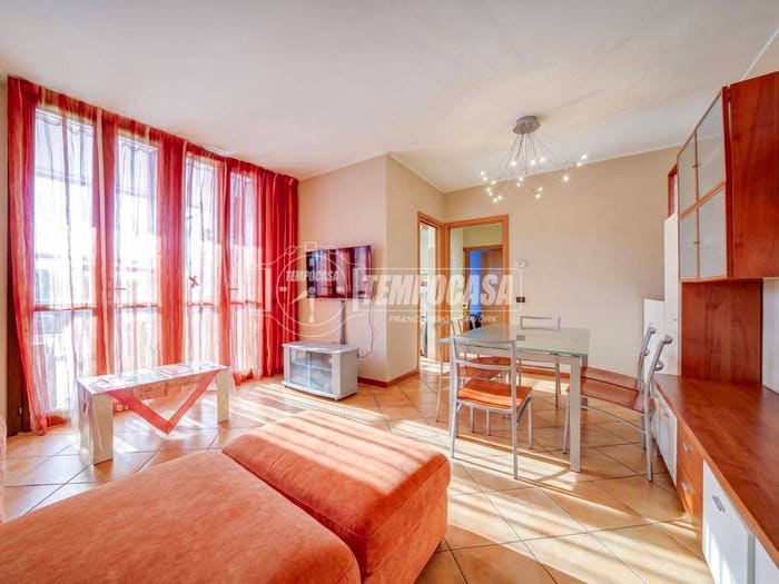 Appartamento trilocale in vendita in Traversa di Via Macchio, Centro, Cavaria con Premezzo