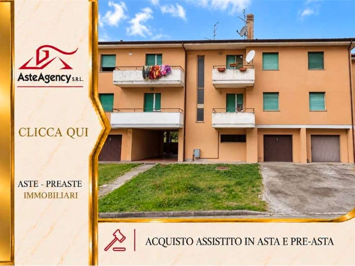 Appartamento quadrilocale in vendita in Via SALICI, Centro, Fossombrone