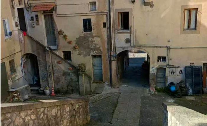 Appartamento quadrilocale in vendita in Via Tilli, Centro, Castelfiorentino