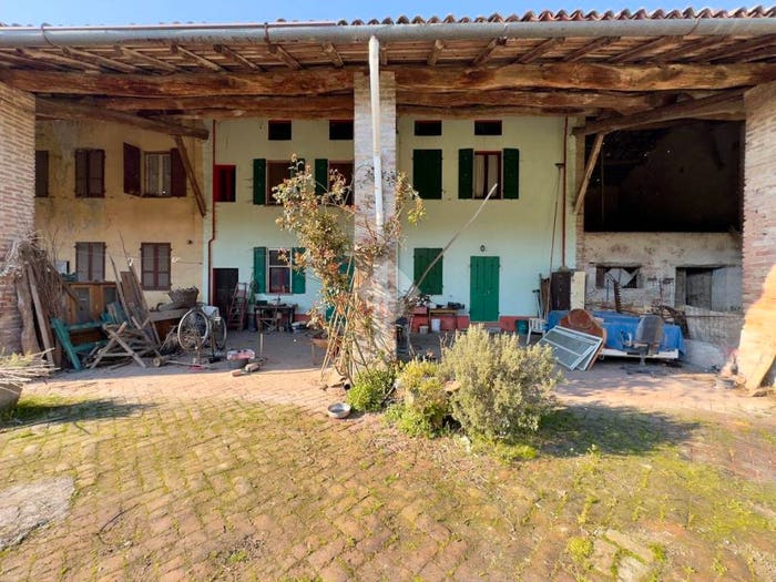 Appartamento quadrilocale in vendita in Via Roma, Ripalta Nuova, Ripalta Cremasca