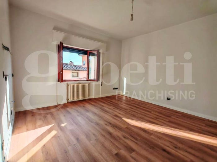Appartamento trilocale in vendita in Via Pistoiese, San Donnino, Campi Bisenzio