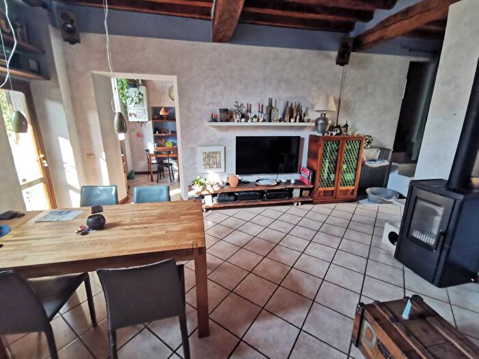 Casa trilocale in vendita in Livrasco, Castelverde