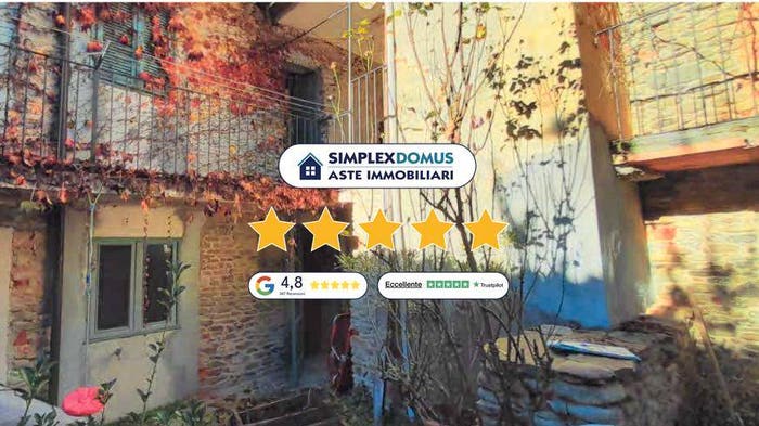 Appartamento con 6 locali in vendita in Via Della Fontana, Dogliani