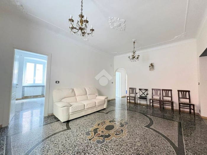 Appartamento con 5 locali in vendita in Via Paolo Giacometti, San Fruttuoso, Genova