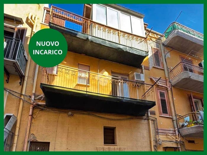 Appartamento trilocale in vendita in Via Anzelmo, Centro, Bagheria