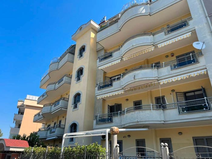 Appartamento quadrilocale in vendita in Viale degli Oleandri, Centro, Cercola