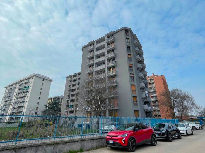 Appartamento trilocale in vendita in Via Cefalù, Gallaratese, Milano