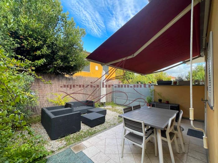 Casa bilocale in vendita in Via Sant'Elme, Caranna, Forte dei Marmi