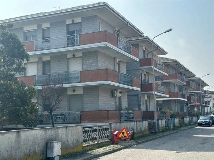 Appartamento trilocale in vendita in Via Mascagni, Cerano