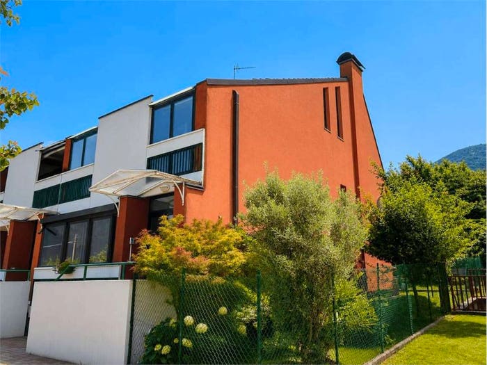 Casa con 6 locali in vendita in Centro, San Michele all'Adige