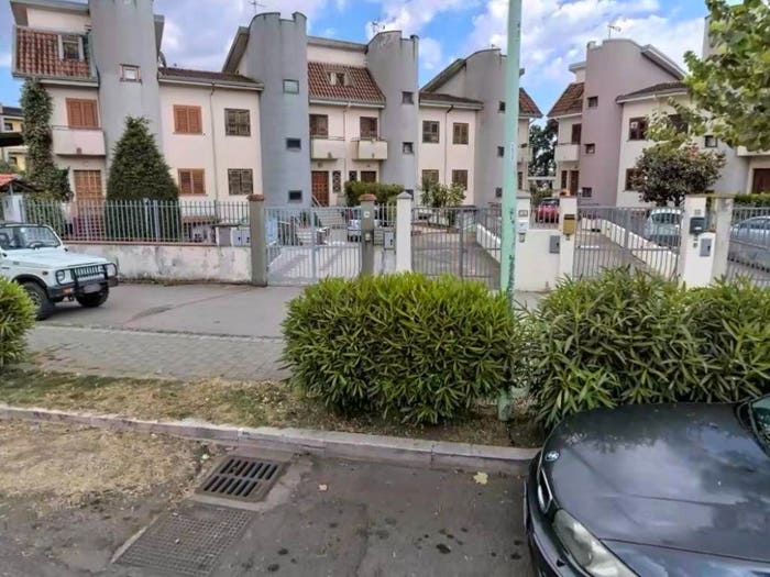 Casa con 6 locali in vendita in Via delle Querce, Centro, Castrovillari