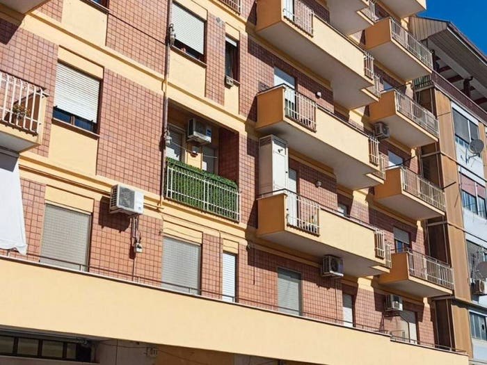 Appartamento quadrilocale in vendita in Via San Alberico Crescitelli, Centro Storico, Avellino