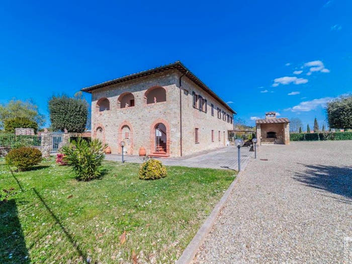 Casa con 6 locali in vendita in Strada Provinciale del Castello di Staggia, Poggibonsi