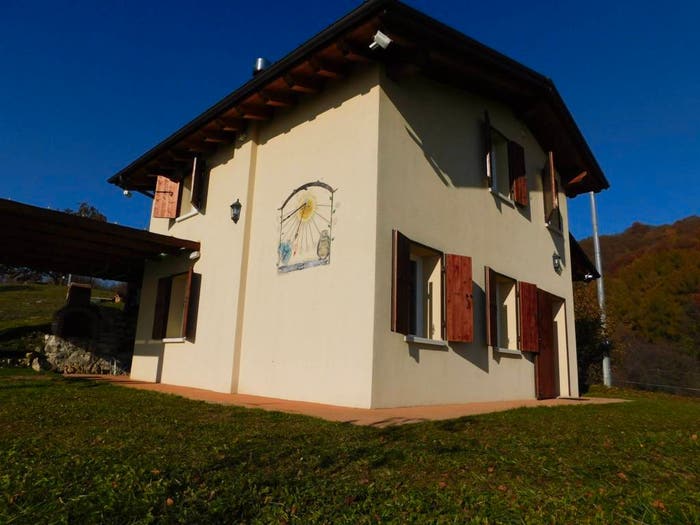 Casa trilocale in vendita in Via Generale Giardino, Borso del Grappa