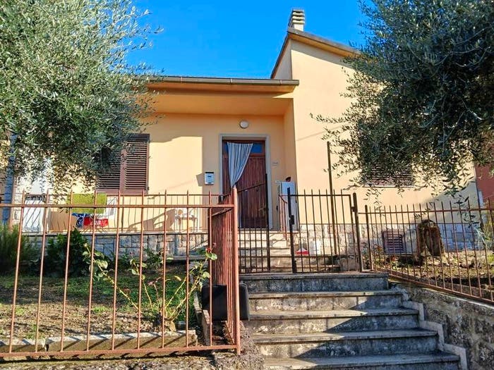 Casa quadrilocale in vendita in Abbadia, Montepulciano