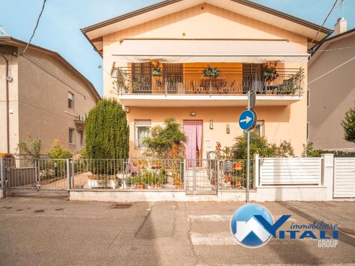 Appartamento quadrilocale in vendita in Via Padre Claudio Bosoni, Ponte Abbadesse, Cesena