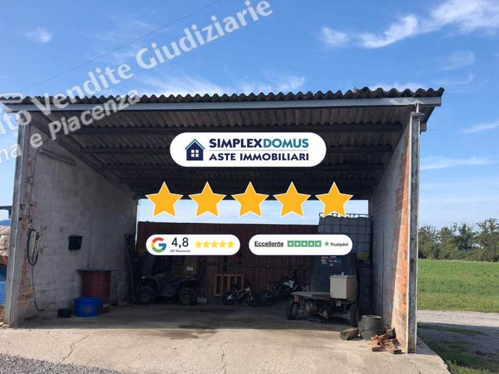 Casa con 6 locali in vendita in Frazione Ragazzola Strada Argine Rigosa Vecchia, San Secondo Parmense