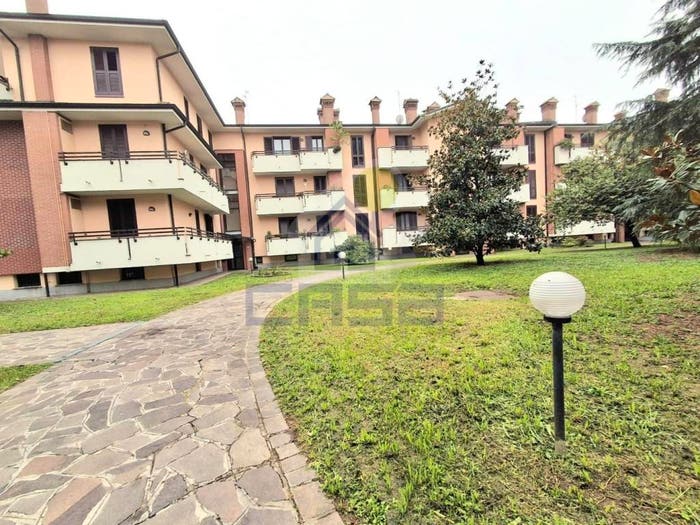 Appartamento trilocale in vendita in Via G Falcone, Sordio