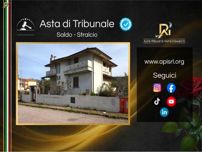 Casa con 6 locali in vendita in Via Umberto I, Atzara