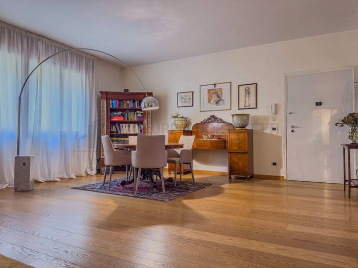 Appartamento con 5 locali in vendita in Via San Biagio, Santa Sofia Altinate, Padova