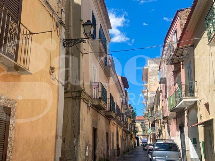 Casa in vendita in Via La Marmora, Aversa