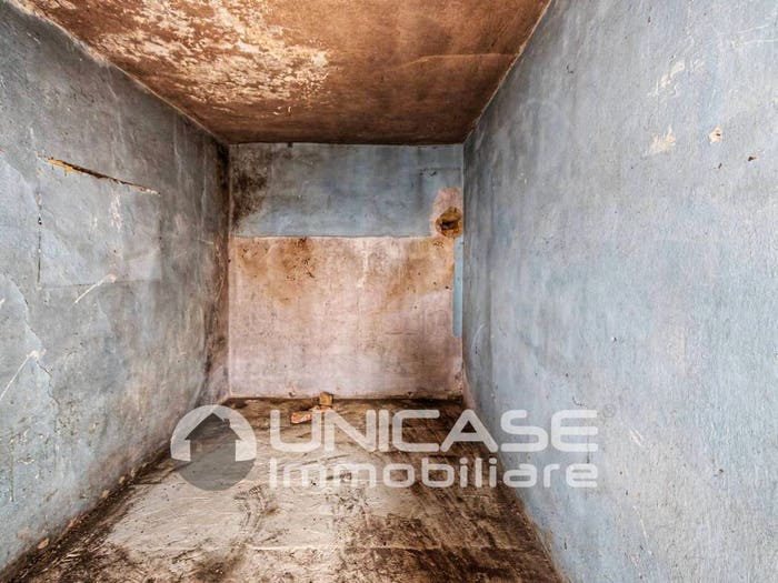 Casa con 6 locali in vendita in Strada Caffaro, Bricherasio
