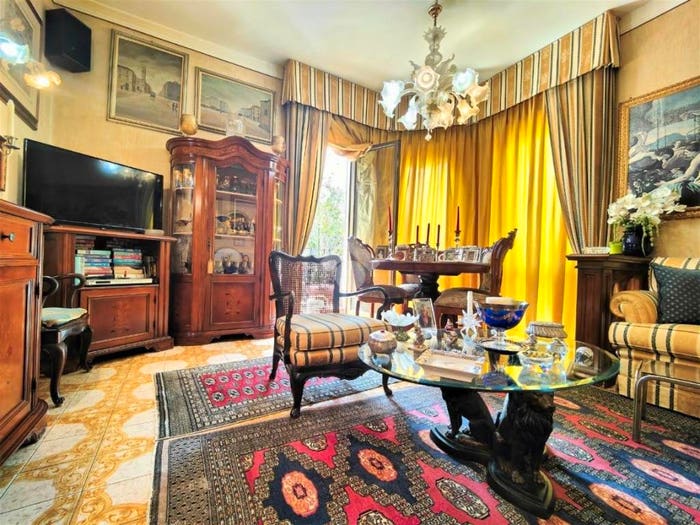 Appartamento trilocale in vendita in Via Tre Scalini, Golf Castellino, Rapallo