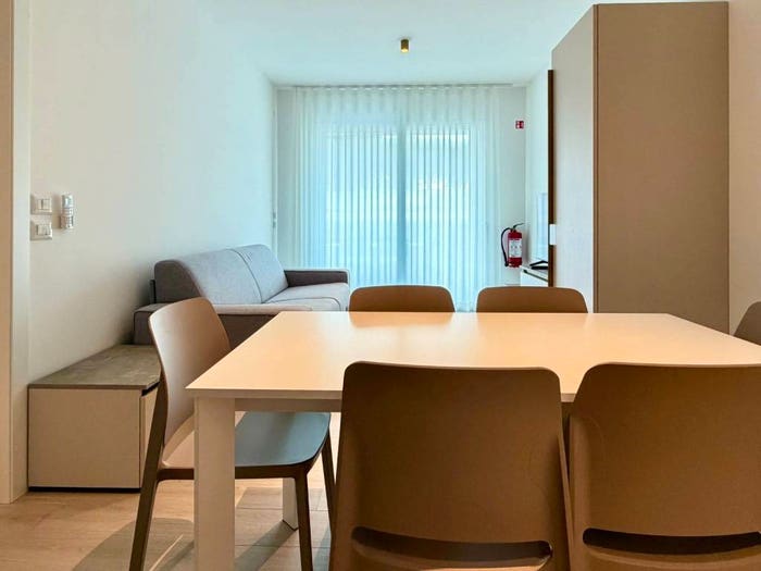Appartamento trilocale in vendita in Viale Oriente Accesso al Mare, Pineta, Jesolo