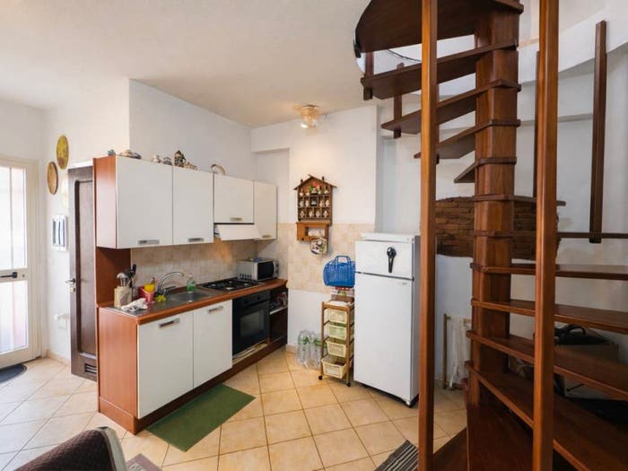 Casa trilocale in vendita in Via Pola, Centro, Siniscola