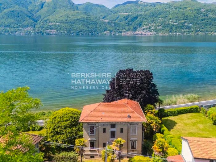 Casa con 6 locali in vendita in Via Bodmer, Germignaga