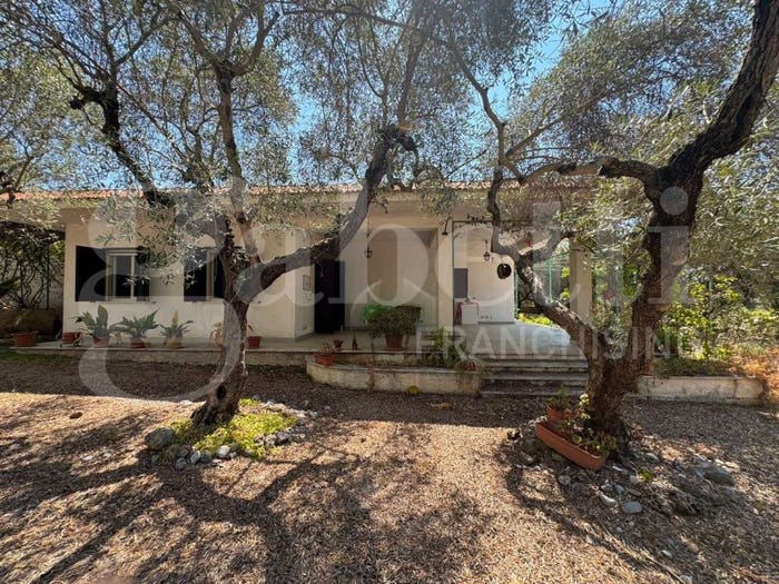 Casa quadrilocale in vendita in contrada Mustaga snc, Formia