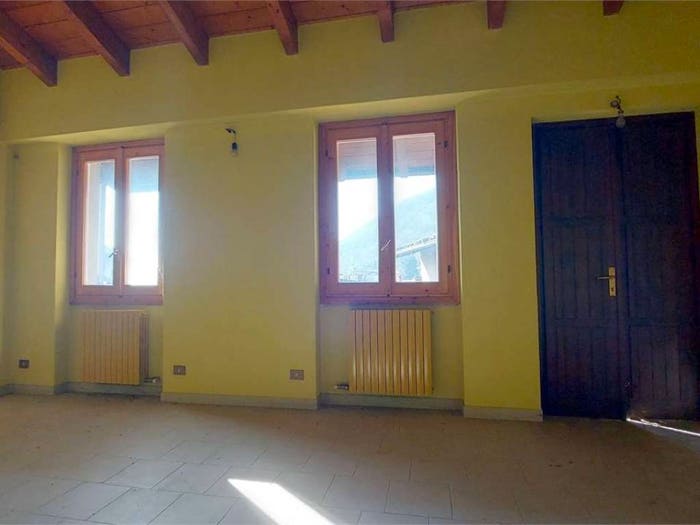 Appartamento monolocale in vendita in Via Postale Vecchia, Centro, Airuno