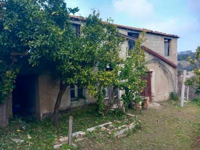 Casa quadrilocale in vendita in Ariatti No Number, Centro, Tollo